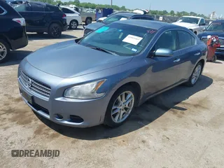 2011 Nissan Maxima SV z VIN 1N4AA5AP8BC832140, wystawiony jako IAAI lot #42014463 z przebiegiem 119 059 mil mil oraz . Historia ofert i sprzedaży dostępna na DreamBid. Obrazek 17.