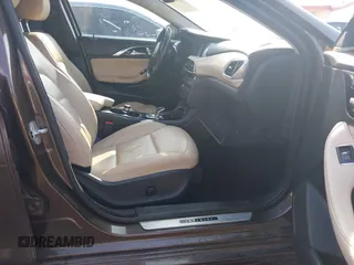 2017 Infiniti QX30 Premium z VIN SJKCH5CP4HA023330, wystawiony jako IAAI lot #42407253 z przebiegiem 132 317 mil mil oraz . Historia ofert i sprzedaży dostępna na DreamBid. Obrazek 5.