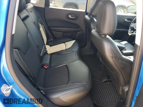 2020 Jeep Compass North z VIN 3C4NJDBB9LT255410, wystawiony jako Copart lot #56552915 z przebiegiem 38 959 mil mil oraz Szkoda całkowita • Salvage title. Historia ofert i sprzedaży dostępna na DreamBid. Obrazek 10.