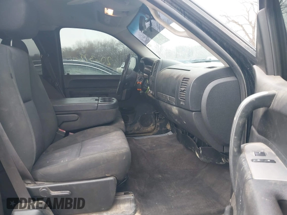 2011 Chevrolet Silverado 1500 LT with VIN 1GCRKSE34BZ243454, listed as a IAAI auction lot 41725020 with 206,372 mi miles and . Bid and sale history available at DreamBid. Image 5.