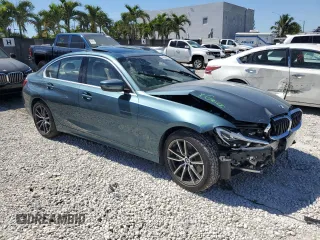 2020 BMW 3 Series 330i with VIN WBA5R1C08LFJ74460, listed as a Copart auction lot 47892805 with 28,447 mi miles and Salvage Title. Bid and sale history available at carsss.com. Image 4.
