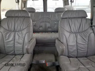 1999 Chevrolet Suburban with VIN 1GBEC16R0XJ434453, listed as a Copart auction lot 54711725 with 179,597 mi miles and Clean title. Bid and sale history available at DreamBid. Image 10.