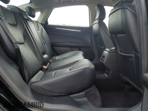 2017 Ford Fusion Titanium z VIN 3FA6P0K92HR192881, wystawiony jako Copart lot #61190515 z przebiegiem 109 834 mil mil oraz Szkoda całkowita • Salvage title. Historia ofert i sprzedaży dostępna na DreamBid. Obrazek 10.
