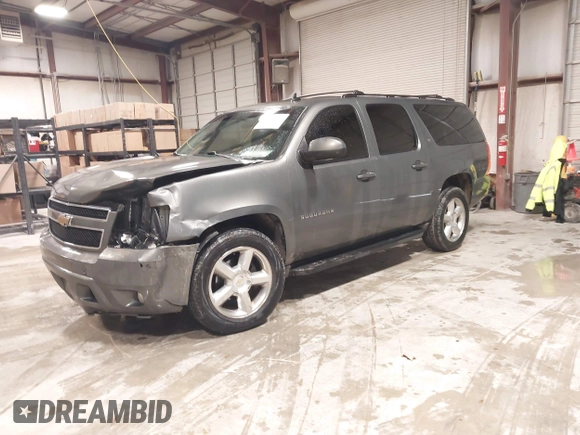 2011 Chevrolet Suburban LT with VIN 1GNSCJE0XBR180270, listed as a IAAI auction lot 41531193 with 202,493 mi miles. Bid and sale history available at carsss.com. Image 17.