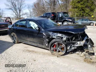 2022 BMW M5 z VIN WBS83CH01NCH75182, wystawiony jako Copart lot #46284903 z przebiegiem Nie podano mil oraz . Historia ofert i sprzedaży dostępna na DreamBid. Obrazek 4.