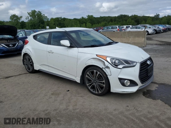 2016 Hyundai Veloster Turbo with VIN KMHTC6AE8GU279083, listed as a Copart auction lot 60443225 with 103,382 mi miles and Salvage title. Bid and sale history available at DreamBid. Image 4.