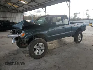 1996 Toyota Tacoma z VIN 4TAWM72N4TZ103661, wystawiony jako Copart lot #86506054 z przebiegiem 197 518 mil mil oraz Szkody całkowita. Historia ofert i sprzedaży dostępna na DreamBid. Obrazek 1.