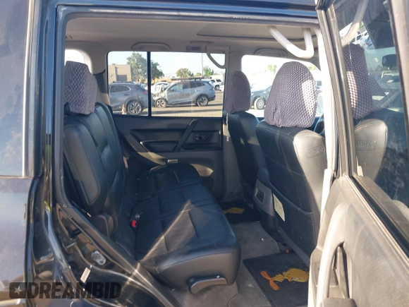 2001 Mitsubishi Montero Limited z VIN JA4MW51R61J034539, wystawiony jako IAAI lot #42336255 z przebiegiem 266 938 mil mil oraz . Historia ofert i sprzedaży dostępna na DreamBid. Obrazek 8.