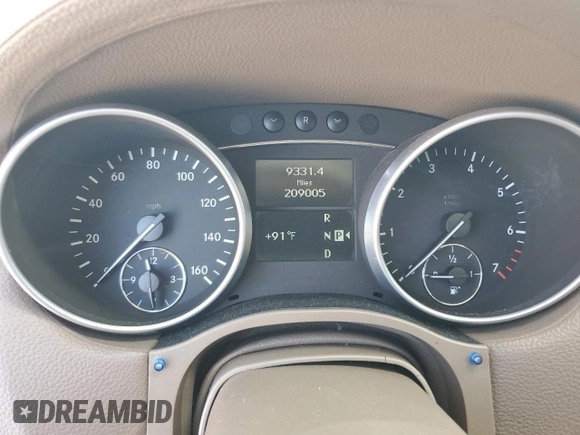 2007 Mercedes-Benz GL-Class with VIN 4JGBF71E37A178074, listed as a Copart auction lot 68952974 with 209,005 mi miles and Clean Title. Bid and sale history available at carsss.com. Image 9.