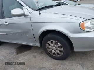 2004 Kia Sedona LX with VIN KNDUP131946545303, listed as a IAAI auction lot 41714164 with 1 mi miles. Bid and sale history available at carsss.com. Image 6.