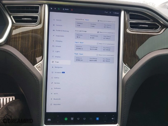 2013 Tesla Model S Performance with VIN 5YJSA1DP0DFP13202, listed as a IAAI auction lot 41746432 with 47,002 mi miles. Bid and sale history available at carsss.com. Image 7.
