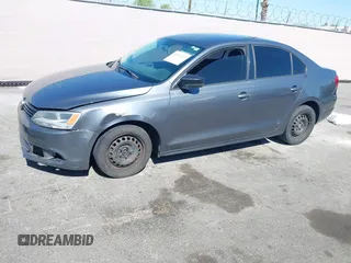 2013 Volkswagen Jetta S с VIN 3VW2K7AJ2DM379876, выставлен на аукционе IAAI как лот 42302215 с пробегом 157 477 миль миль и . История ставок и продаж доступна на DreamBid. Изображение 6.