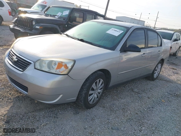 2007 Chevrolet Malibu LS w/2FL with VIN 1G1ZS57N27F109446, listed as a IAAI auction lot 41906421 with 180,962 mi miles. Bid and sale history available at carsss.com. Image 2.