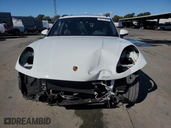 2021 Porsche Macan with VIN WP1AA2A5XMLB12766, listed as a Copart auction lot 44171315 with 15,022 mi miles and Salvage title. Bid and sale history available at DreamBid. Image 5.