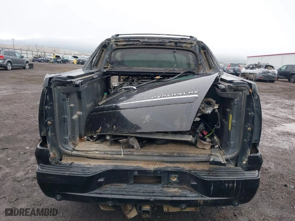 2012 Chevrolet Avalanche LTZ with VIN 3GNTKGE78CG204638, listed as a IAAI auction lot 41141263 with 1 mi miles. Bid and sale history available at carsss.com. Image 15.