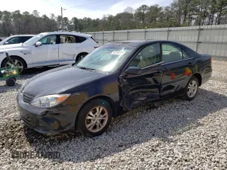 2004 Toyota Camry LE with VIN 4T1BF32K94U073322, listed as a Copart auction lot 48769325 with 260,129 mi miles and Salvage Title. Bid and sale history available at carsss.com. Image 1.