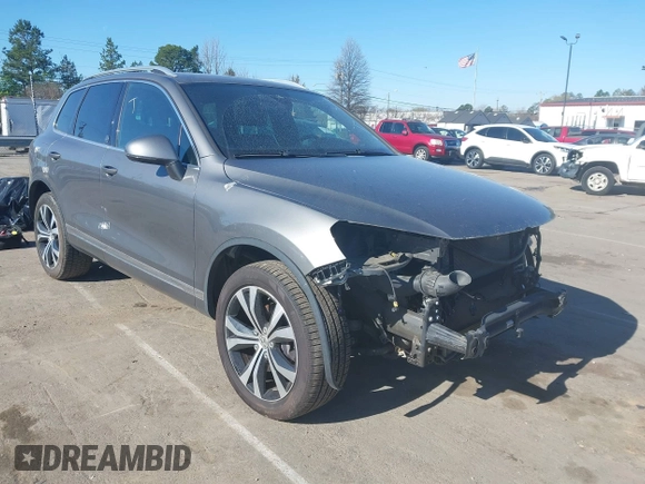 2017 Volkswagen Touareg Wolfsburg Edition с VIN WVGRF7BP1HD004308, выставлен на аукционе IAAI как лот 41860019 с пробегом 74 044 миль миль и . История ставок и продаж доступна на DreamBid. Изображение 1.