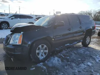 2008 GMC Yukon XL SLT 4SB with VIN 1GKFK16398J192783, listed as a Copart auction lot 88154625 with 276,830 mi miles and Salvage Title. Bid and sale history available at carsss.com. Image 1.