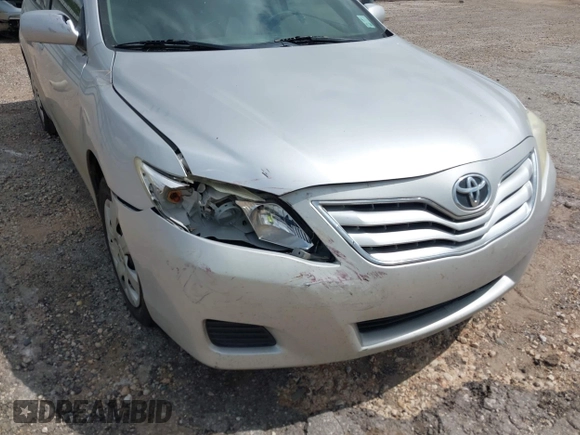 2011 Toyota Camry LE with VIN 4T1BF3EK1BU187646, listed as a IAAI auction lot 42035977 with 285,013 mi miles. Bid and sale history available at carsss.com. Image 13.