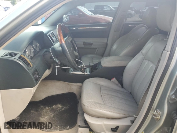 2005 Chrysler 300 with VIN 2C3JA63H55H547682, listed as a Copart auction lot 69383004 with 144,338 mi miles and Clean Title. Bid and sale history available at carsss.com. Image 7.