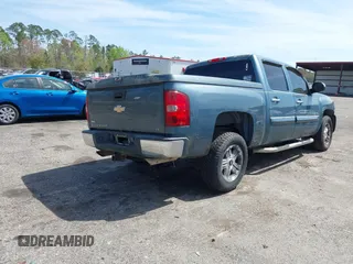 2009 Chevrolet Silverado 1500 LT with VIN 3GCEC23029G281537, listed as a IAAI auction lot 41805339 with 217,517 mi miles. Bid and sale history available at carsss.com. Image 4.