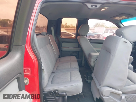 2014 Ford F-150 XL with VIN 1FTEX1CM1EKG04285, listed as a IAAI auction lot 41950621 with 259,722 mi miles. Bid and sale history available at carsss.com. Image 8.