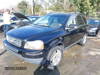 2010 Volvo XC90 I6 with VIN YV4982CY8A1559981, listed as a IAAI auction lot 41671935 with 221,119 mi miles. Bid and sale history available at carsss.com. Image 17.