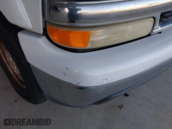 2005 Chevrolet Suburban LT with VIN 3GNEC16ZX5G193034, listed as a IAAI auction lot 41841728 with 247,251 mi miles and . Bid and sale history available at DreamBid. Image 13.