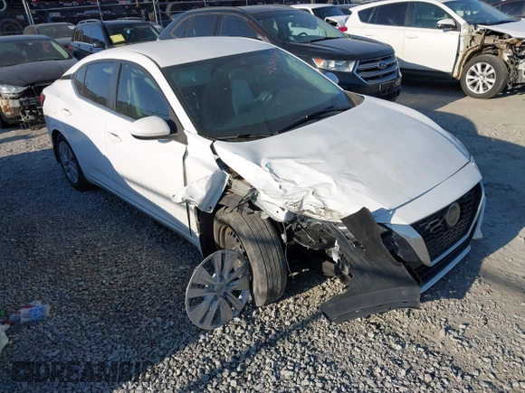 2020 Nissan Sentra S z VIN 3N1AB8BV3LY292312, wystawiony jako IAAI lot #42045807 z przebiegiem 115 000 mil mil oraz . Historia ofert i sprzedaży dostępna na DreamBid. Obrazek 1.