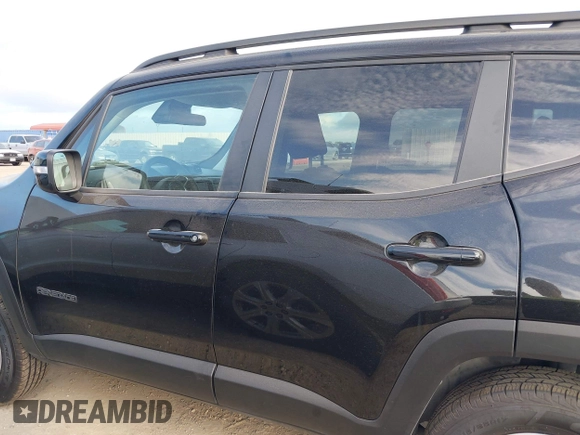 2023 Jeep Renegade Latitude with VIN ZACNJDB13PPP64670, listed as a IAAI auction lot 42578877 with 33,330 mi miles and . Bid and sale history available at DreamBid. Image 14.