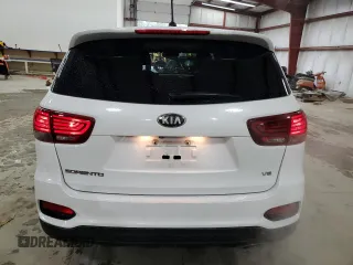 2019 Kia Sorento LX z VIN 5XYPG4A56KG558427, wystawiony jako Copart lot #51971055 z przebiegiem 103 523 mil mil oraz Szkoda całkowita • Salvage title. Historia ofert i sprzedaży dostępna na DreamBid. Obrazek 6.