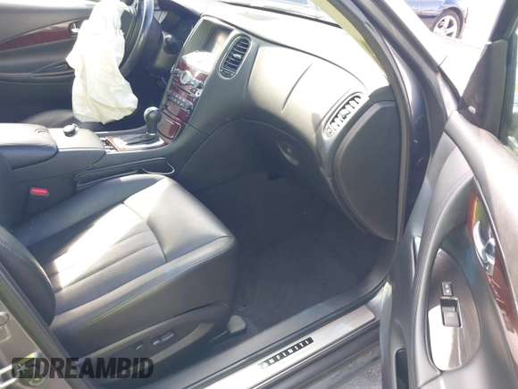 2017 Infiniti QX50 with VIN JN1BJ0RP4HM385429, listed as a IAAI auction lot 41956117 with 95,575 mi miles and . Bid and sale history available at DreamBid. Image 5.