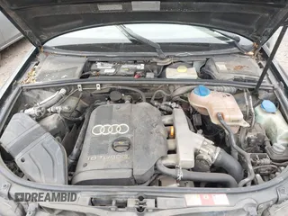 2005 Audi A4 1.8T z VIN WAUJC68E75A093600, wystawiony jako IAAI lot #42370573 z przebiegiem 109 664 mil mil oraz . Historia ofert i sprzedaży dostępna na DreamBid. Obrazek 10.