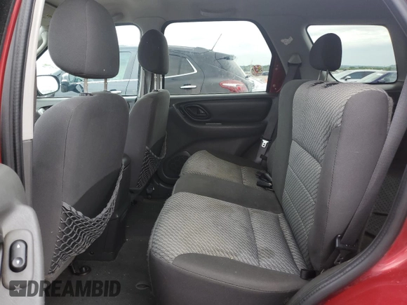 2004 Ford Escape XLT with VIN 1FMYU03164KA30170, listed as a Copart auction lot 50954984 with 203,091 mi miles and Clean Title. Bid and sale history available at carsss.com. Image 10.