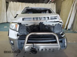 2015 Toyota Tundra SR5 с VIN 5TFDW5F17FX431352, выставлен на аукционе Copart как лот 61190154 с пробегом Не указан миль и Чистый • Clean title. История ставок и продаж доступна на DreamBid. Изображение 5.