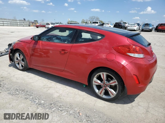 2016 Hyundai Veloster z VIN KMHTC6ADXGU270540, wystawiony jako Copart lot #54575165 z przebiegiem 122 606 mil mil oraz Szkody całkowita. Historia ofert i sprzedaży dostępna na DreamBid. Obrazek 2.