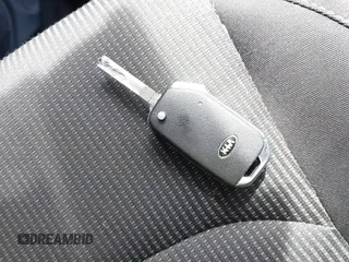 2021 Kia Forte FE z VIN 3KPF24AD5ME335331, wystawiony jako IAAI lot #41926109 z przebiegiem 87 354 mil mil oraz . Historia ofert i sprzedaży dostępna na DreamBid. Obrazek 11.