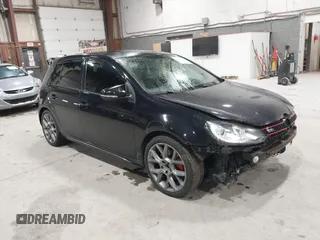 2013 Volkswagen GTI с VIN WVWHD7AJ7DW133302, выставлен на аукционе IAAI как лот 41815256 с пробегом 107 455 миль миль и . История ставок и продаж доступна на DreamBid. Изображение 1.