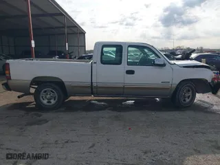 2001 Chevrolet Silverado 1500 LS with VIN 2GCEC19T111123764, listed as a IAAI auction lot 41902984 with 198,541 mi miles. Bid and sale history available at carsss.com. Image 13.