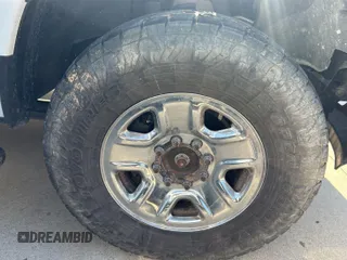 2018 Ram 2500 Big Horn z VIN 3C6UR5DL9JG356377, wystawiony jako IAAI lot #42317663 z przebiegiem 174 489 mil mil oraz . Historia ofert i sprzedaży dostępna na DreamBid. Obrazek 1.