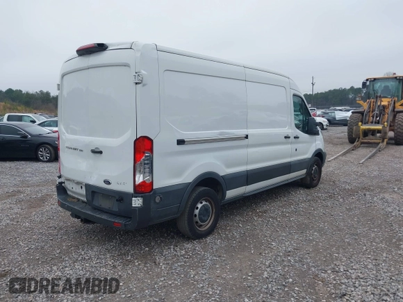 2018 Ford Transit with VIN 1FTBW2CM1JKA88192, listed as a IAAI auction lot 41552607 with 89,465 mi miles and . Bid and sale history available at DreamBid. Image 4.