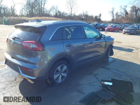 2018 Kia Niro LX with VIN KNDCB3LC0J5161919, listed as a IAAI auction lot 41004920 with 92,158 mi miles. Bid and sale history available at carsss.com. Image 4.