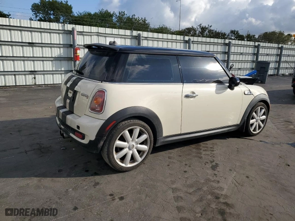 2008 MINI Cooper Hardtop S with VIN WMWMF73538TT88476, listed as a Copart auction lot 46083485 with NaN miles and Clean Title. Bid and sale history available at carsss.com. Image 3.