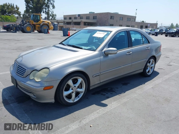 2004 Mercedes-Benz C 230 Kompressor with VIN WDBRF40J64F508593, listed as a IAAI auction lot 42454790 with Not provided miles and . Bid and sale history available at DreamBid. Image 6.