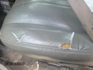 2017 Chevrolet Express Cargo с VIN 1GCWGAFF4H1345724, выставлен на аукционе IAAI как лот 42847825 с пробегом 176 392 миль миль и . История ставок и продаж доступна на DreamBid. Изображение 26.