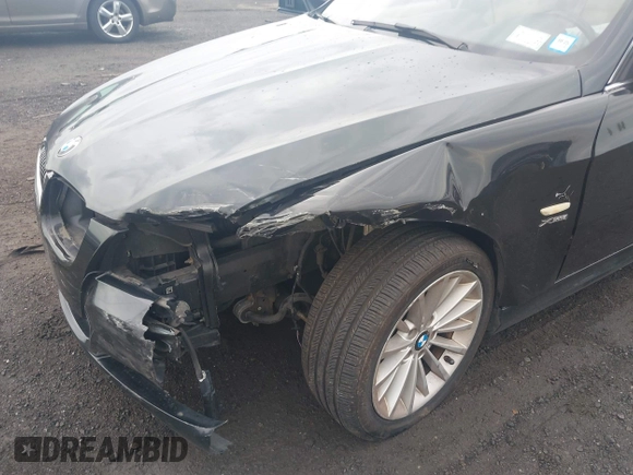 2011 BMW 3 Series 335i xDrive with VIN WBAPL5C55BA918010, listed as a IAAI auction lot 42711896 with 144,536 mi miles and . Bid and sale history available at DreamBid. Image 6.