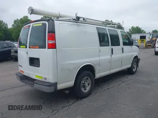 2017 Chevrolet Express Cargo с VIN 1GCWGAFF5H1150196, выставлен на аукционе IAAI как лот 42534915 с пробегом 156 776 миль миль и . История ставок и продаж доступна на DreamBid. Изображение 4.