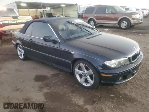 2005 BMW 3 Series 325Ci with VIN WBABW33435PL38950, listed as a Copart auction lot 82674294 with 113,157 mi miles and Salvage Title. Bid and sale history available at carsss.com. Image 4.
