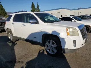 2010 GMC Terrain SLT-2 with VIN 2CTALHEW8A6300700, listed as a Copart auction lot 81108884 with 162,932 mi miles and Salvage Title. Bid and sale history available at carsss.com. Image 4.