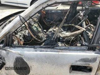 2000 Lexus LS 400 z VIN JT8BH28F2Y0180758, wystawiony jako Copart lot #67166494 z przebiegiem Nie podano mil oraz Nie do naprawy. Historia ofert i sprzedaży dostępna na DreamBid. Obrazek 7.